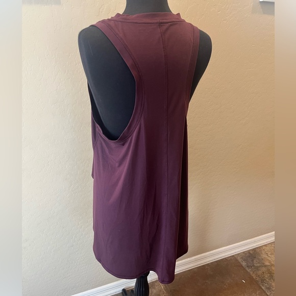 Hi-low Athleta Tank - Picture 2 of 5